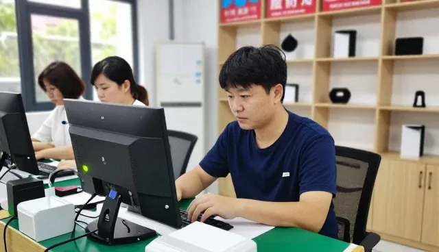 施工现场解决方案中的网络技术咨询选择